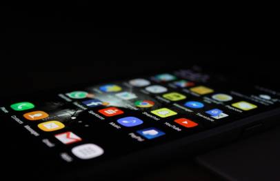 手機(jī)外殼注塑模具加工廠(chǎng)-銘洋宇通