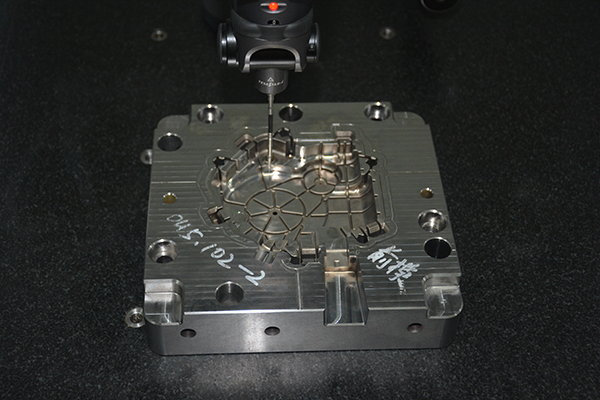 塑膠模具制造工廠 塑膠模具制造工廠