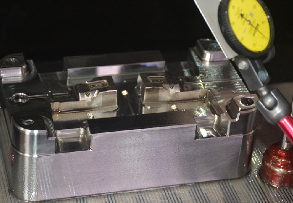 塑膠模具有限公司 塑膠模具有限公司