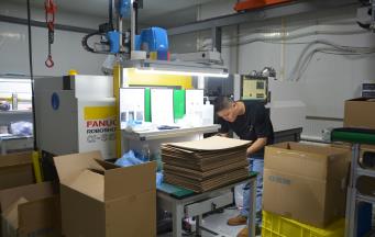 peek材料注塑成型的模溫是多少？