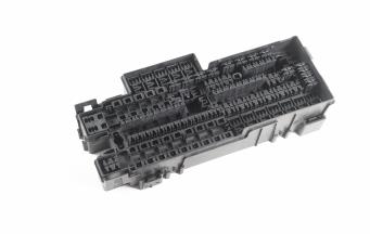 高精度注塑成型如何解決電動汽車零部件挑戰？